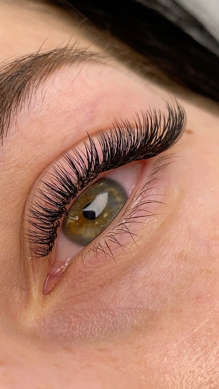 FORMATION EXTENSIONS CILS - Réaliser une pose d'extensions de cils (Cil à cil et pose mixte) - 21h